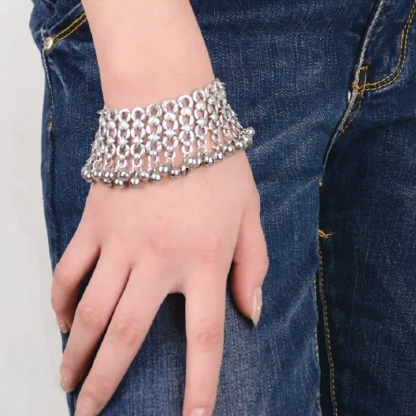Stylish Beach Tassel Anklet - Image 3
